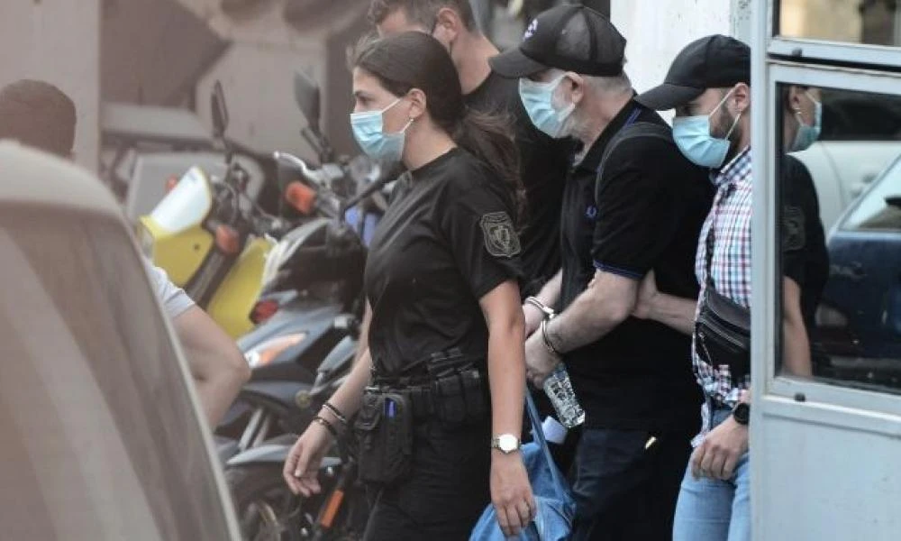 Πέτρος Φιλιππίδης: Θα είναι παρών στο δικαστήριο